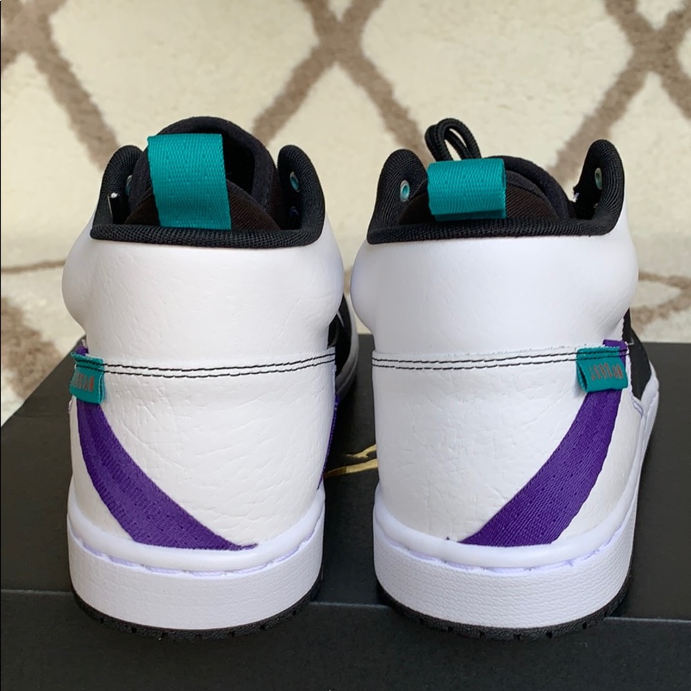 JORDAN FADE-AWAY BLACK/TURBO GREEN-WHITE MEN’S - Picture 10 of 16